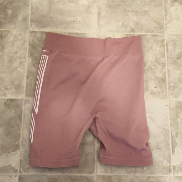 PRETTYLITTLETHINGS SPORT - Picture 8 of 12